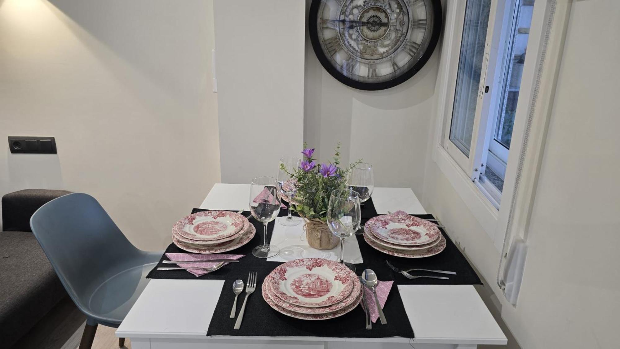 Calpurnia Abana Apartment โอว์เรนเซ ภายนอก รูปภาพ