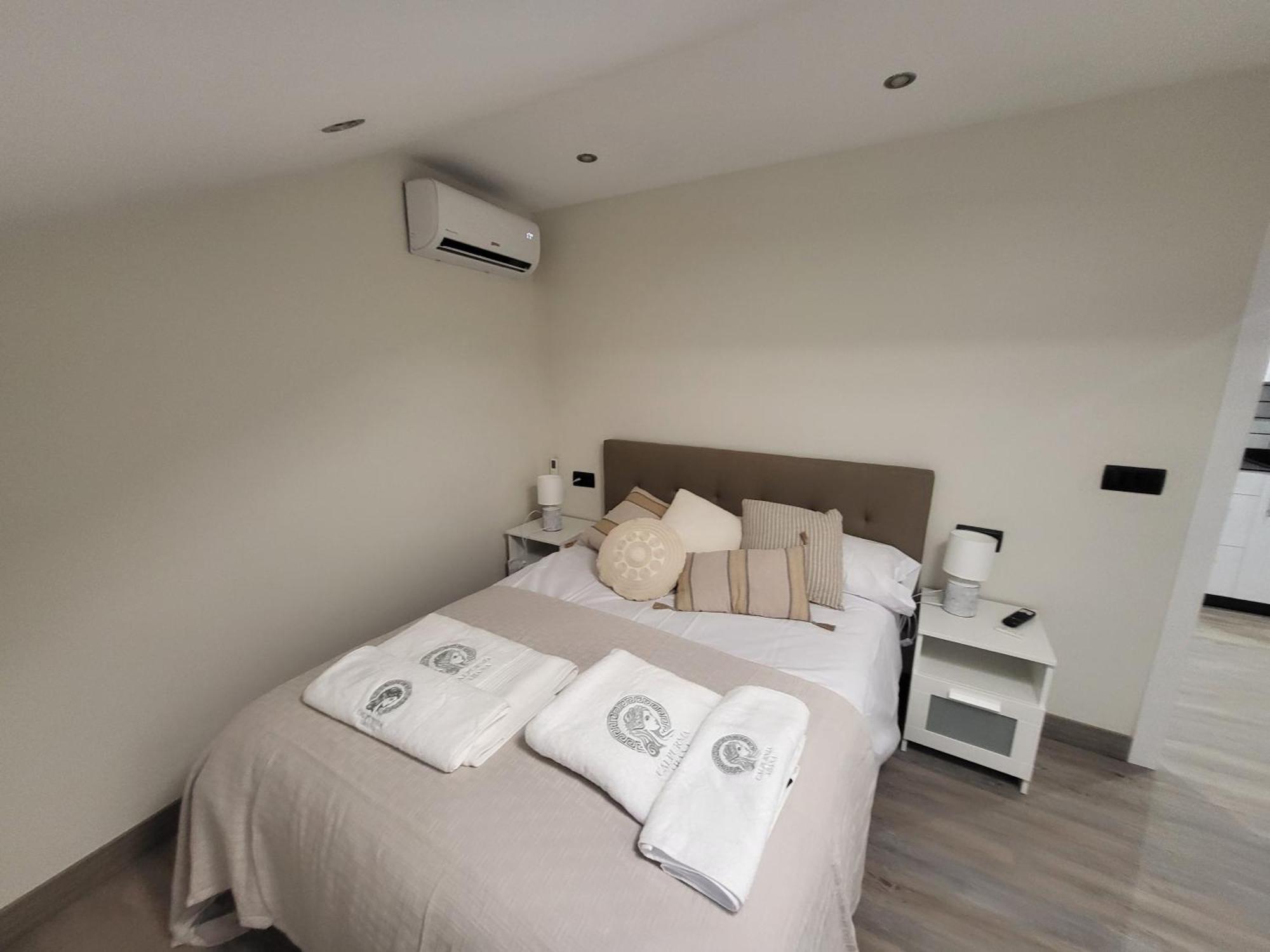 Calpurnia Abana Apartment โอว์เรนเซ ภายนอก รูปภาพ